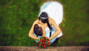 パンプスと靴下をバレない履き方でおしゃれに楽しむ方法は？