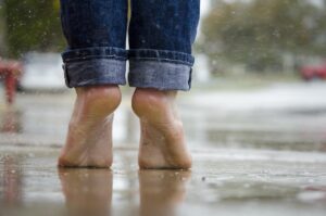 足の形でパンプスが脱げる場合の対策は何ですか？